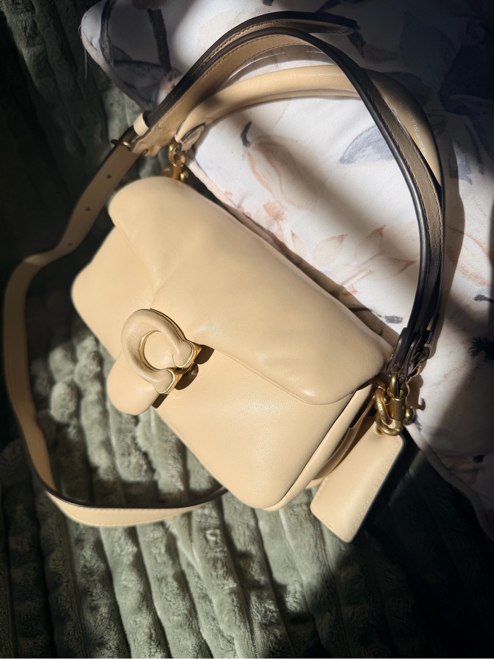 Coach pillow tabby Shoulder Bag in Chalk